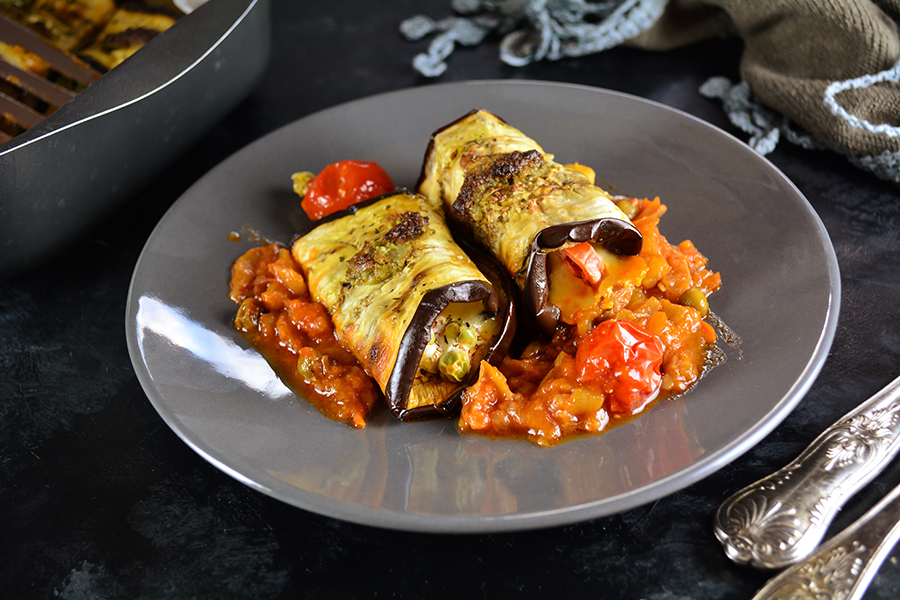 Eggplant Cannelloni Recipe with Tomato and Pepper Sauce